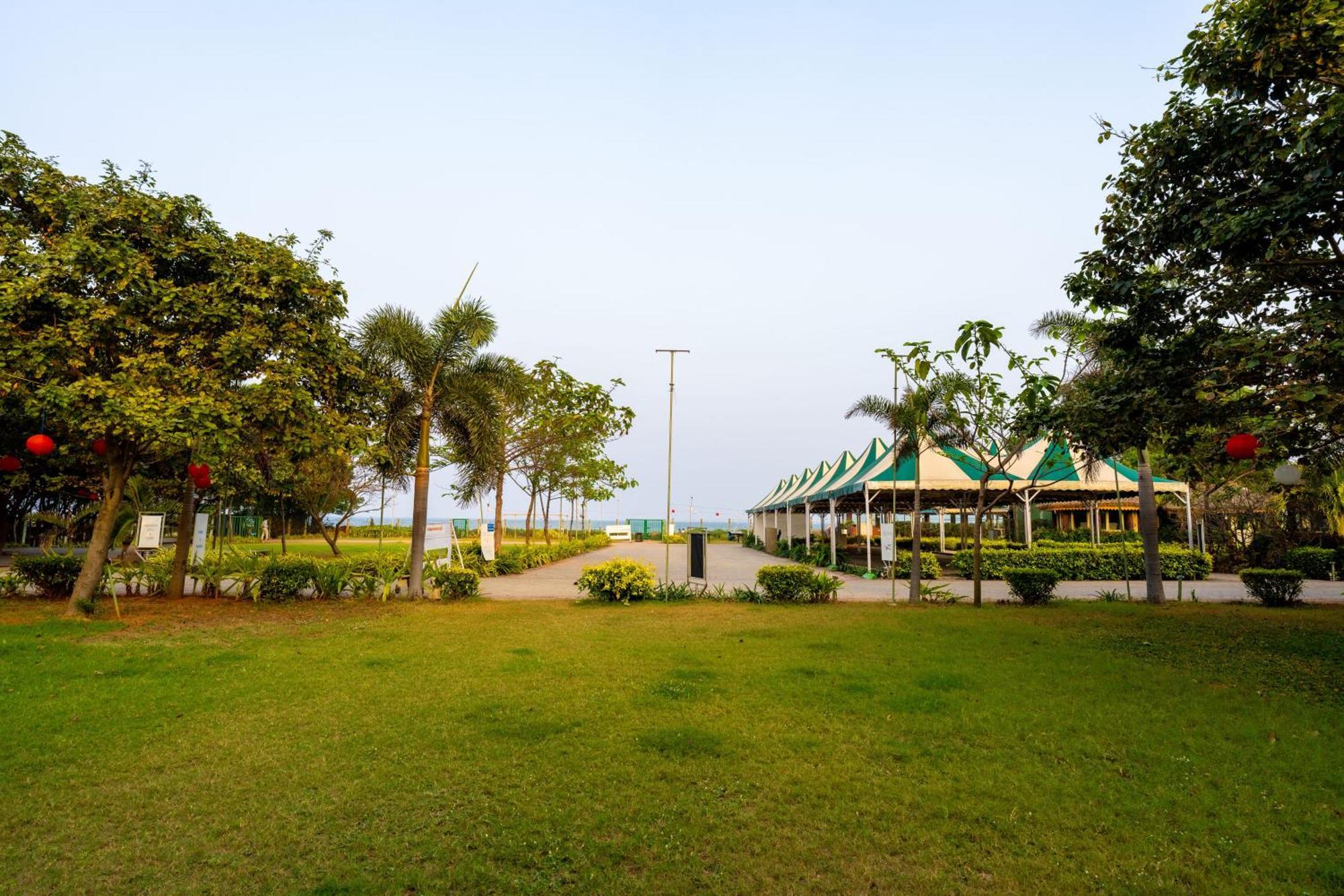 Shore Front Resort Visakhapatnam Exterior foto